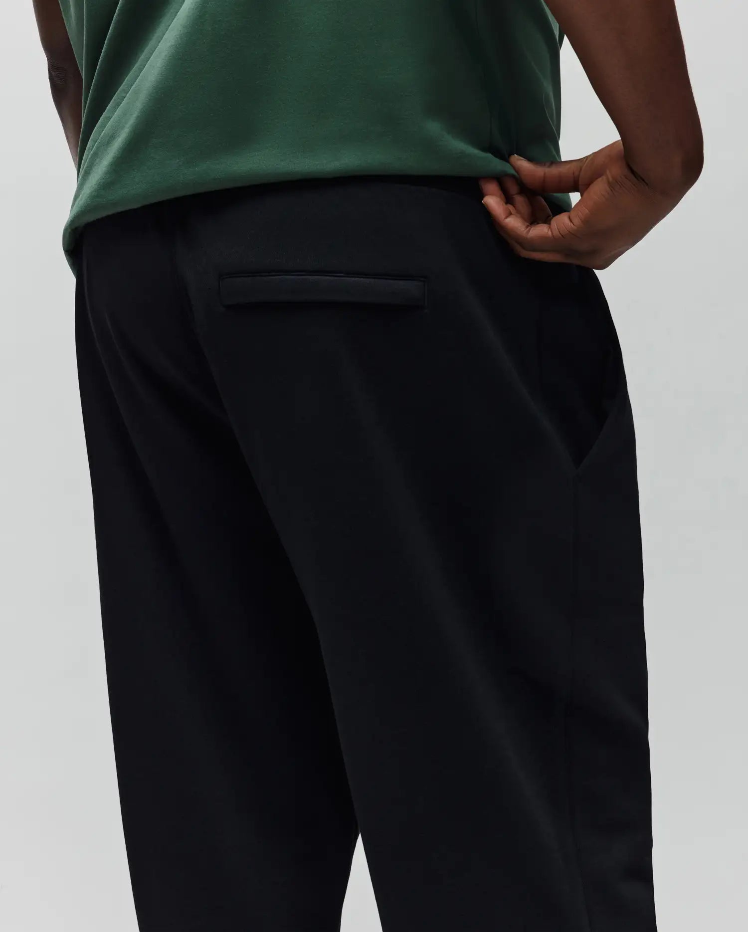 BB0800006-BLK_3.jpg