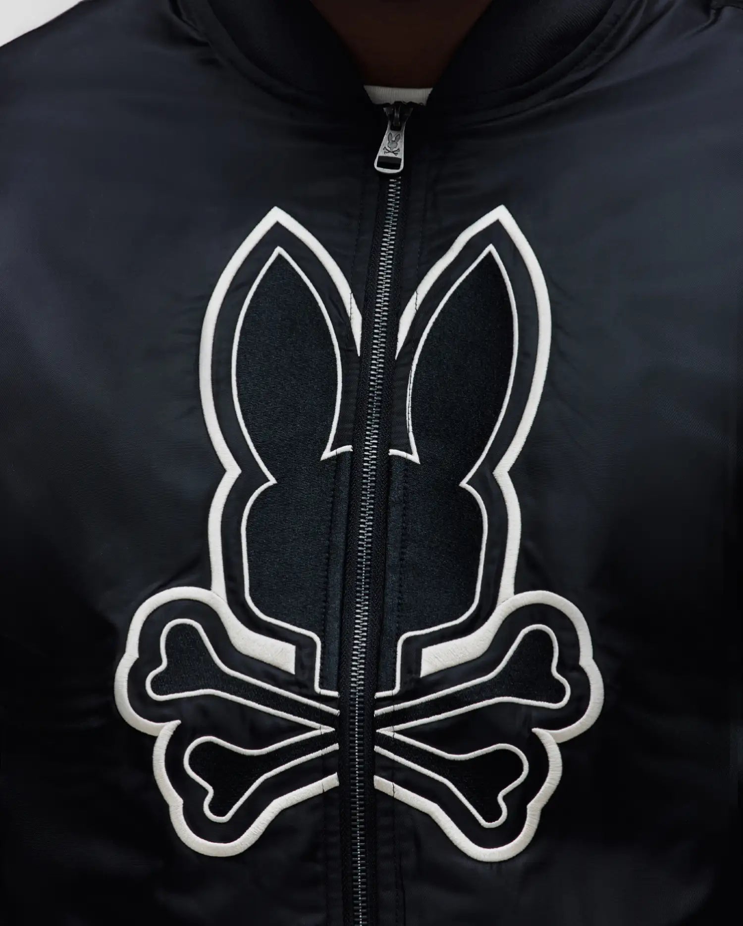 BO1100001-BLK_3.jpg