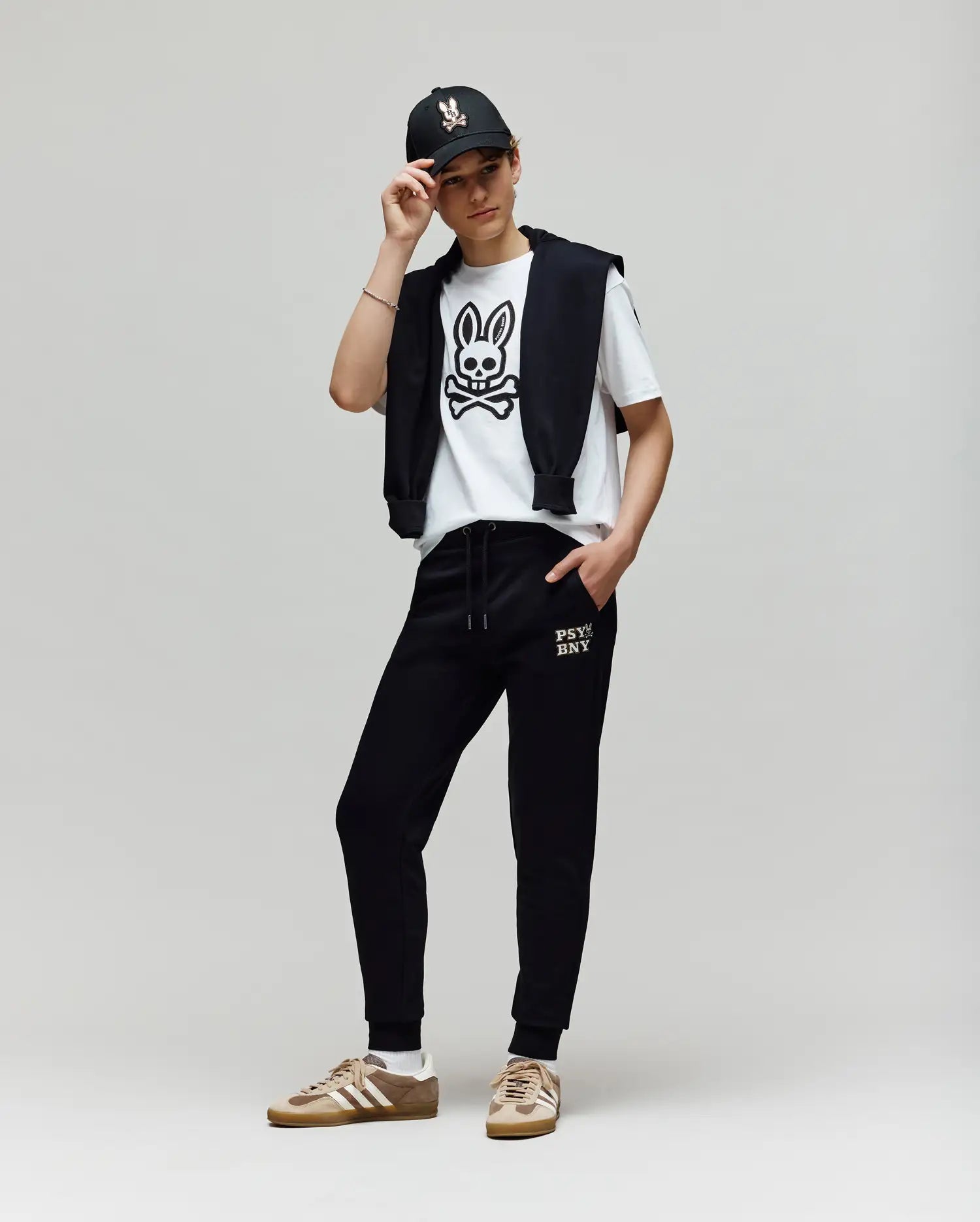 KB0800002-BLK_4T.jpg