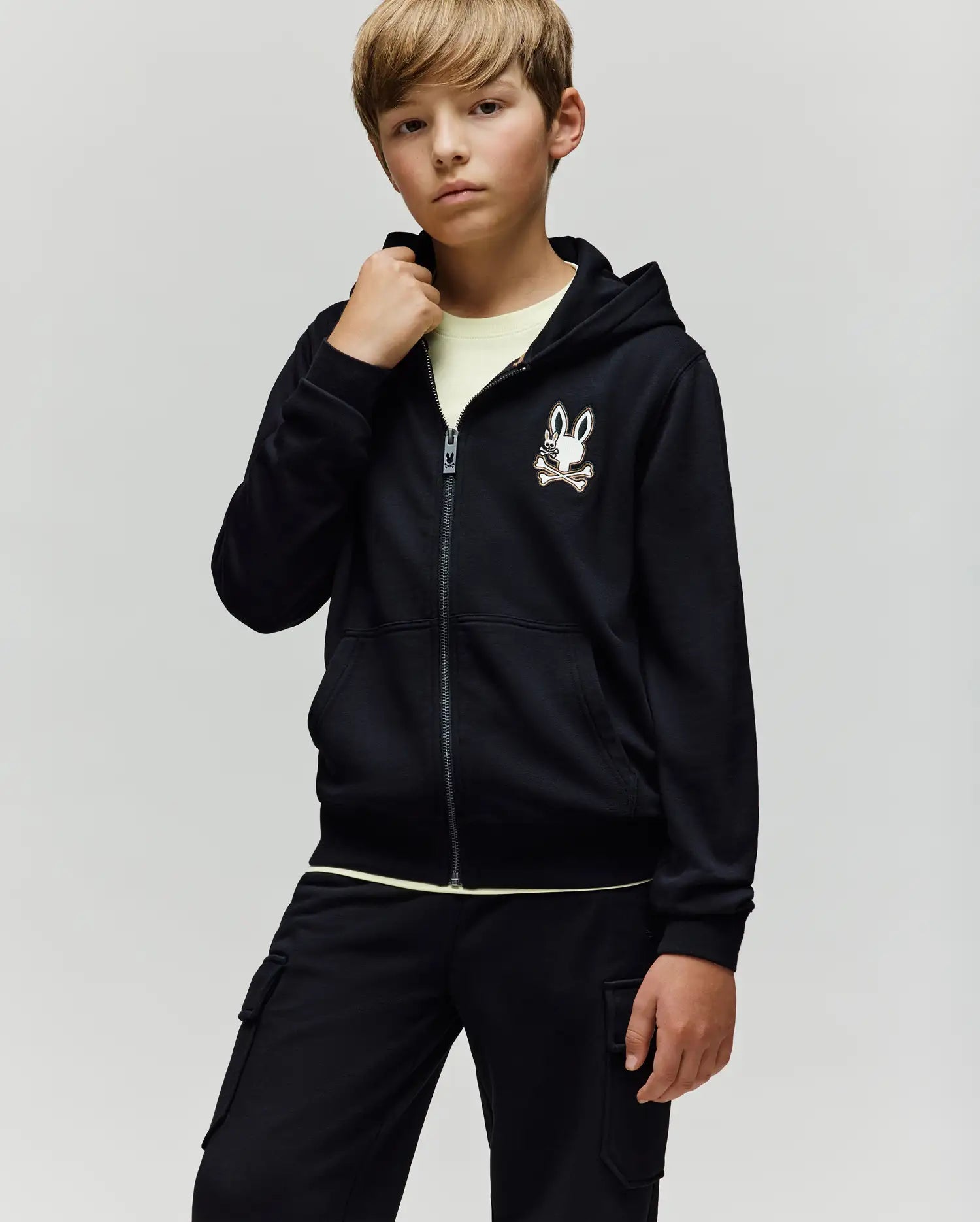 KT0500016-BLK_2.jpg
