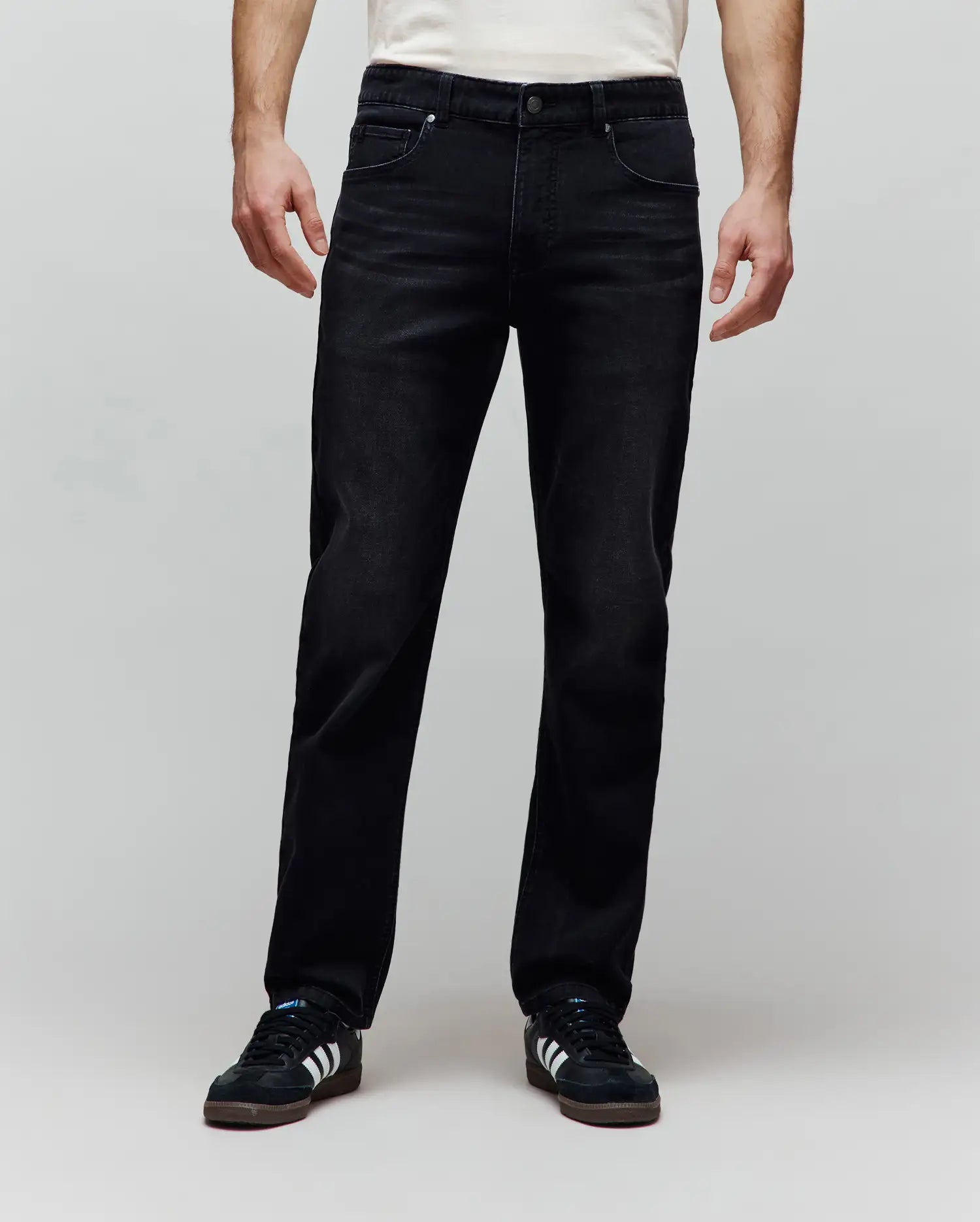 MB0600035-BLKWASH_1_2db5e7d9-c7bb-4285-9b2c-05f1c26e9d0f.jpg