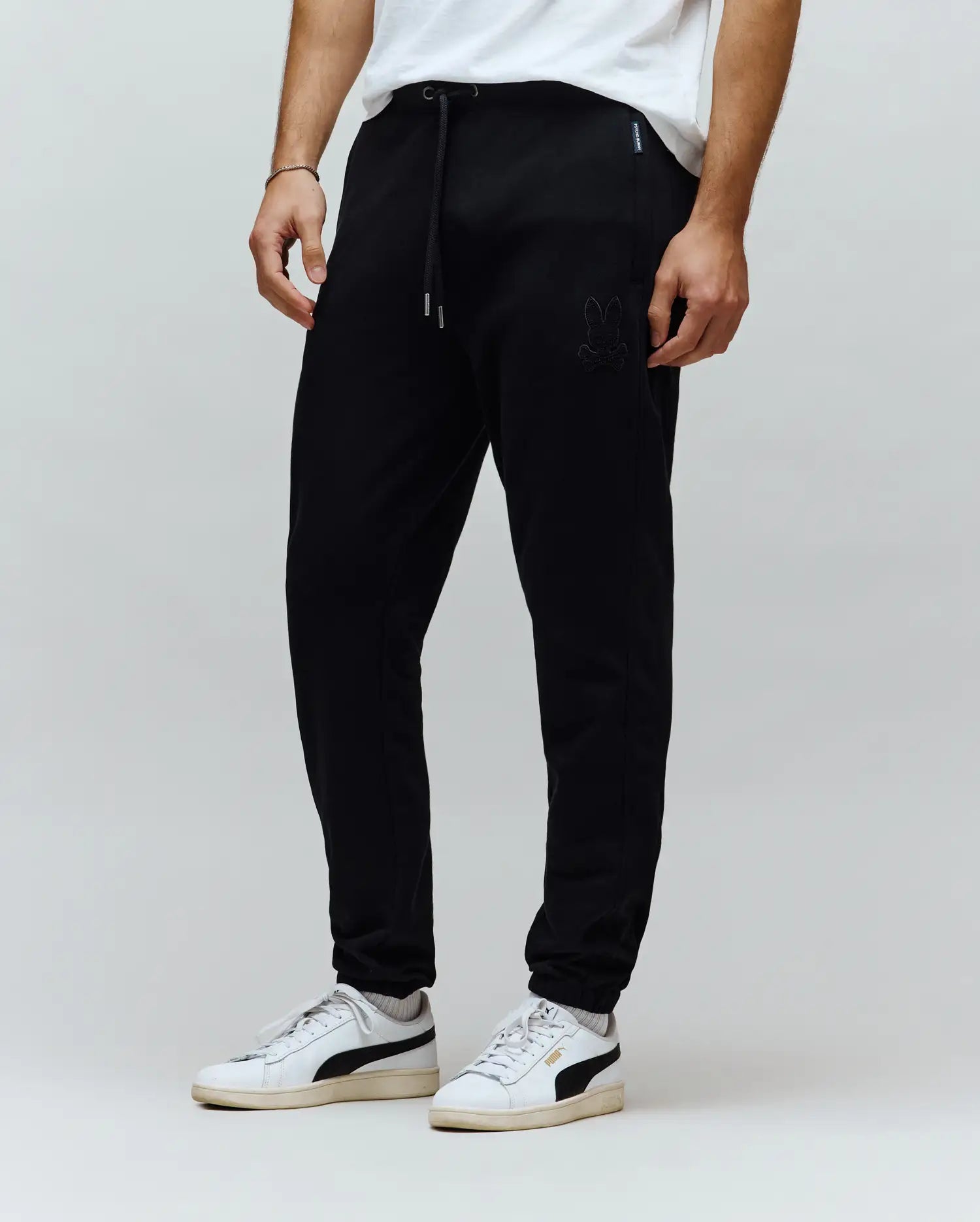 MB0800050-BLK_1.jpg