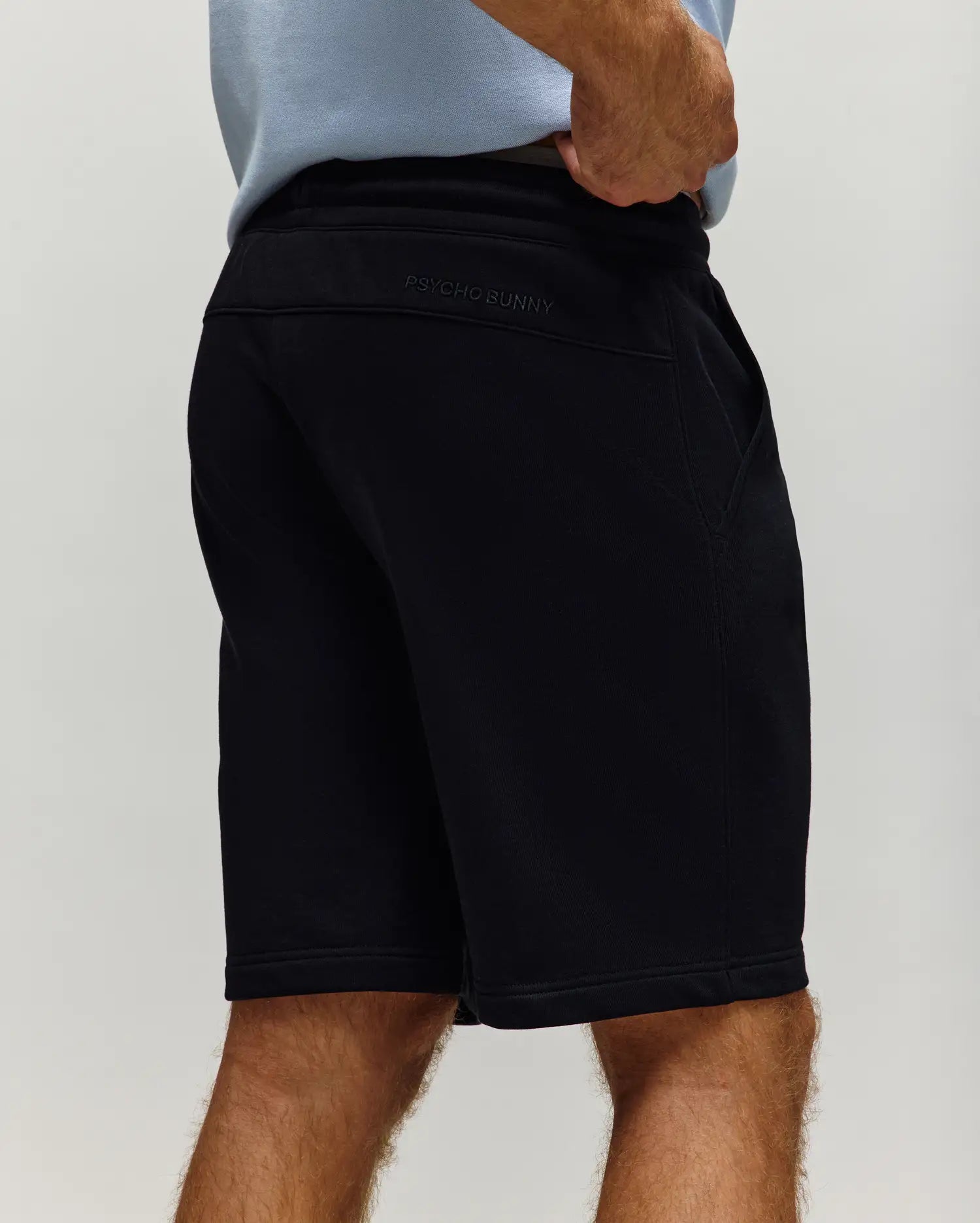 MB0900035-BLK_3.jpg