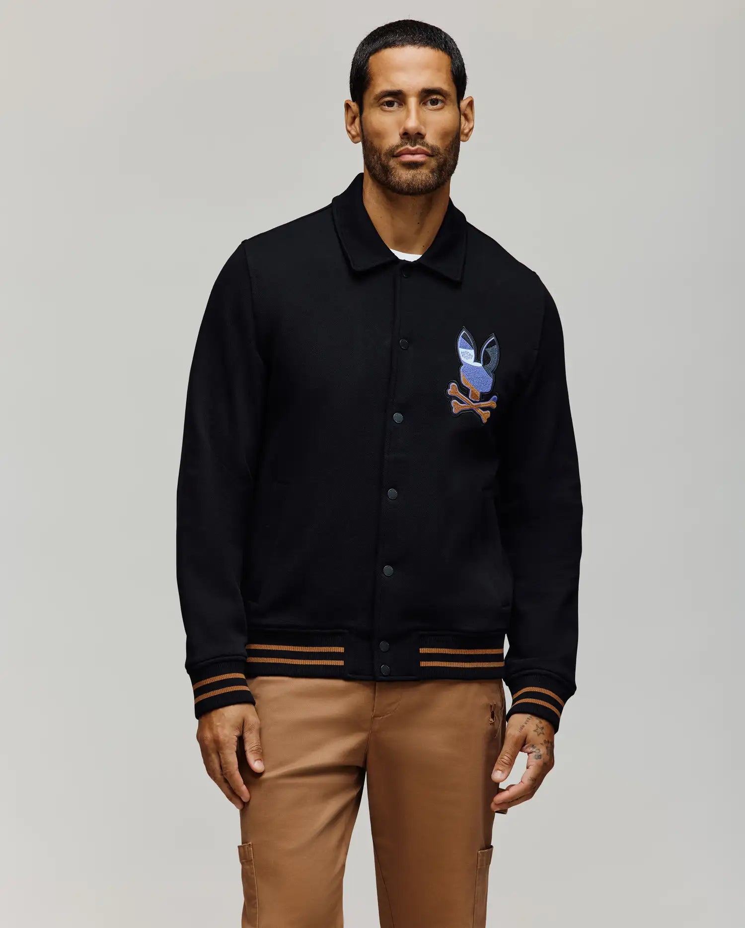 MO1100007-BLK_2.jpg