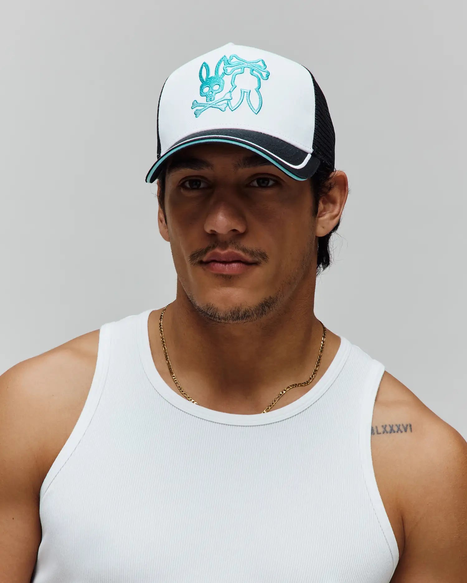 MO1500084-BLK_1.jpg
