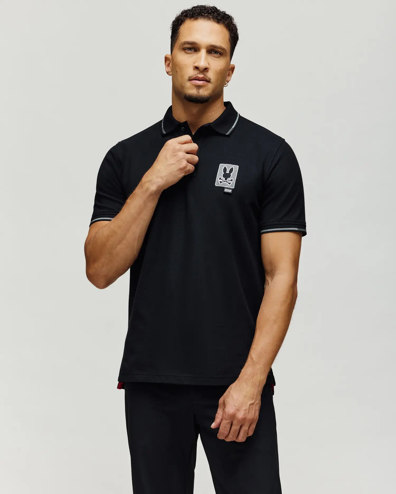 MT0100154-BLK_2.jpg