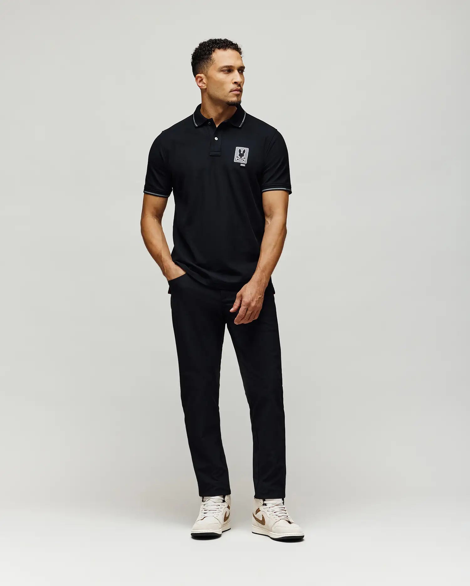 MT0100154-BLK_4.jpg