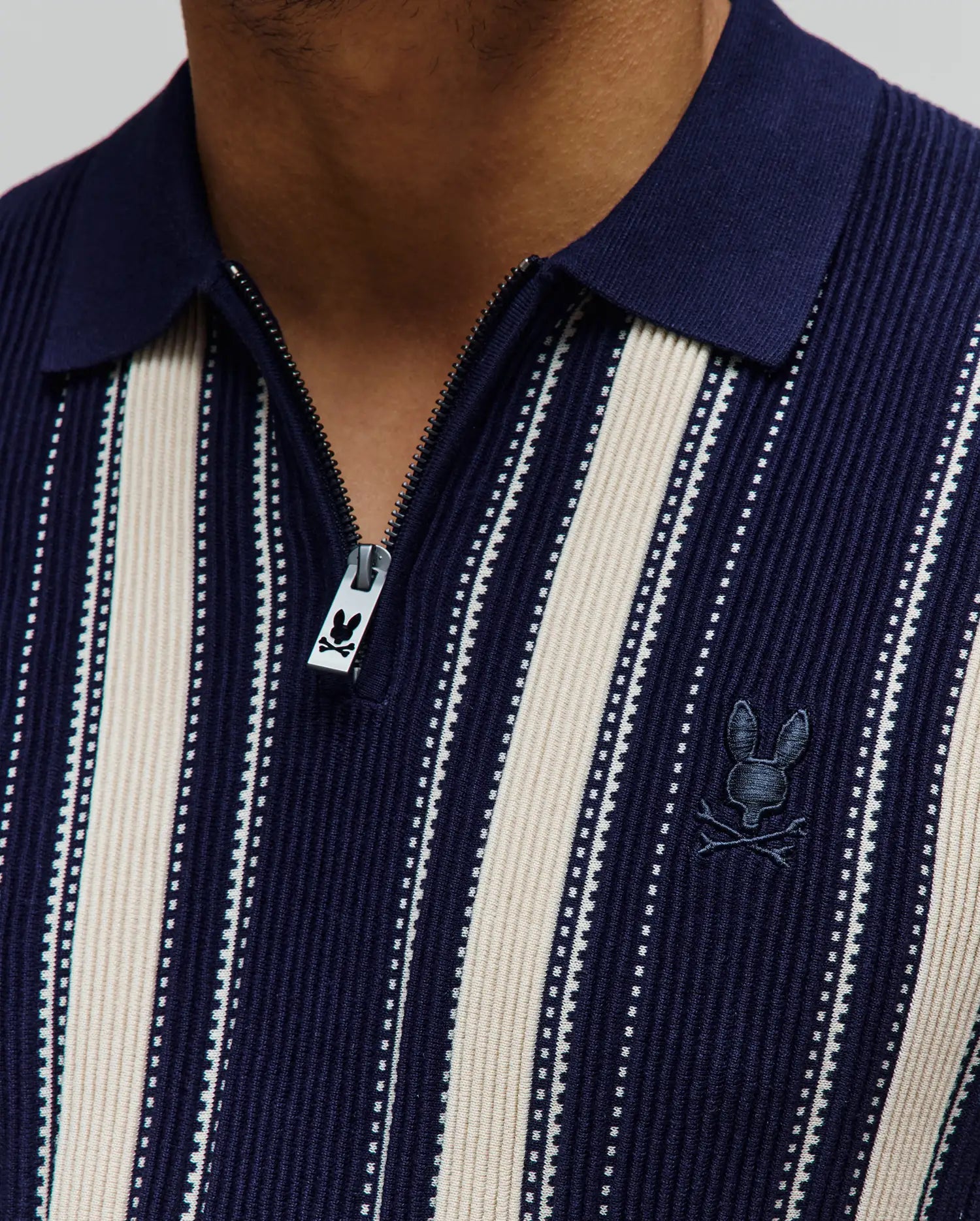 MT0100210-EVB_2.jpg