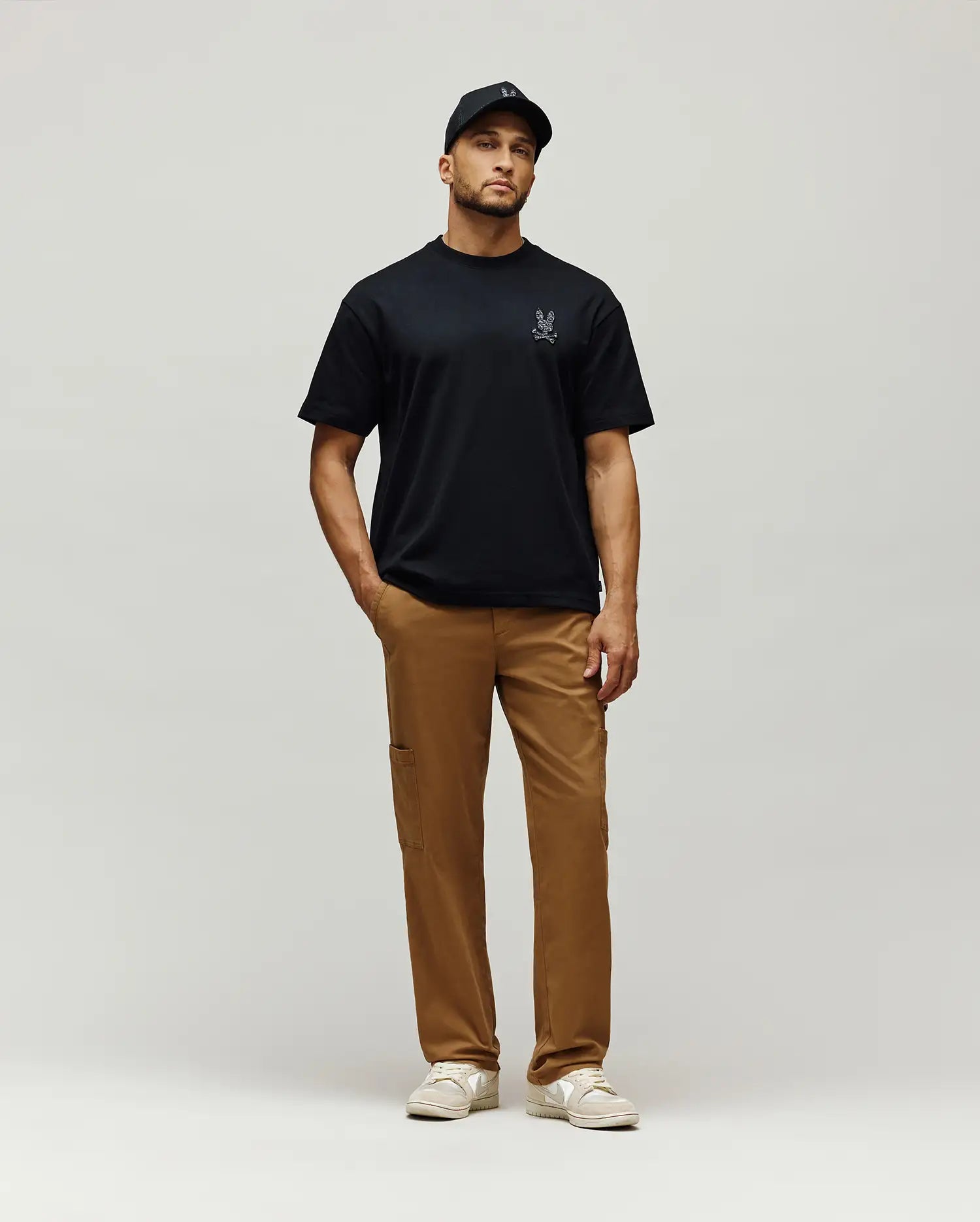 MT0200192-BLK_4.jpg