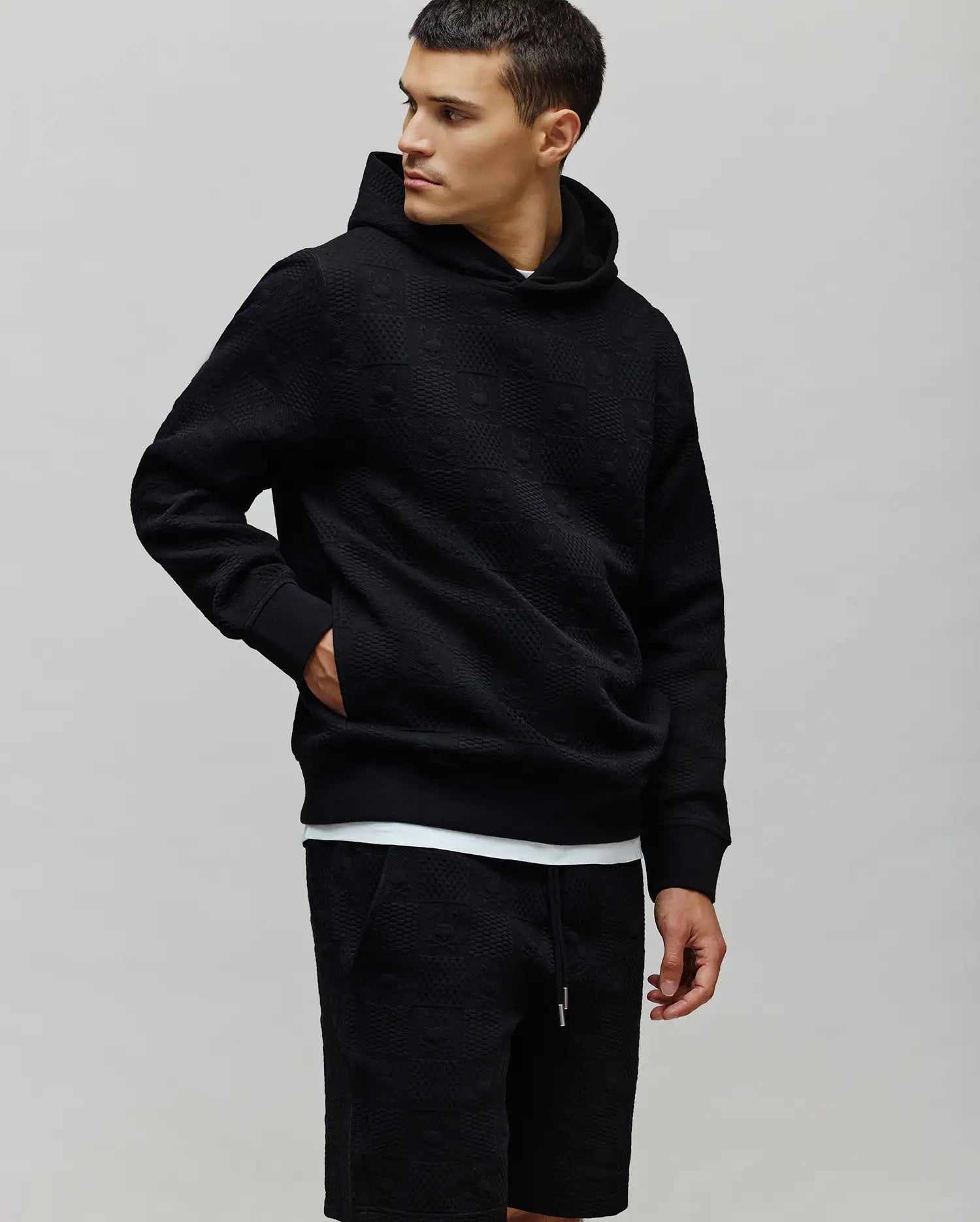 MT0500143-BLK_2.jpg