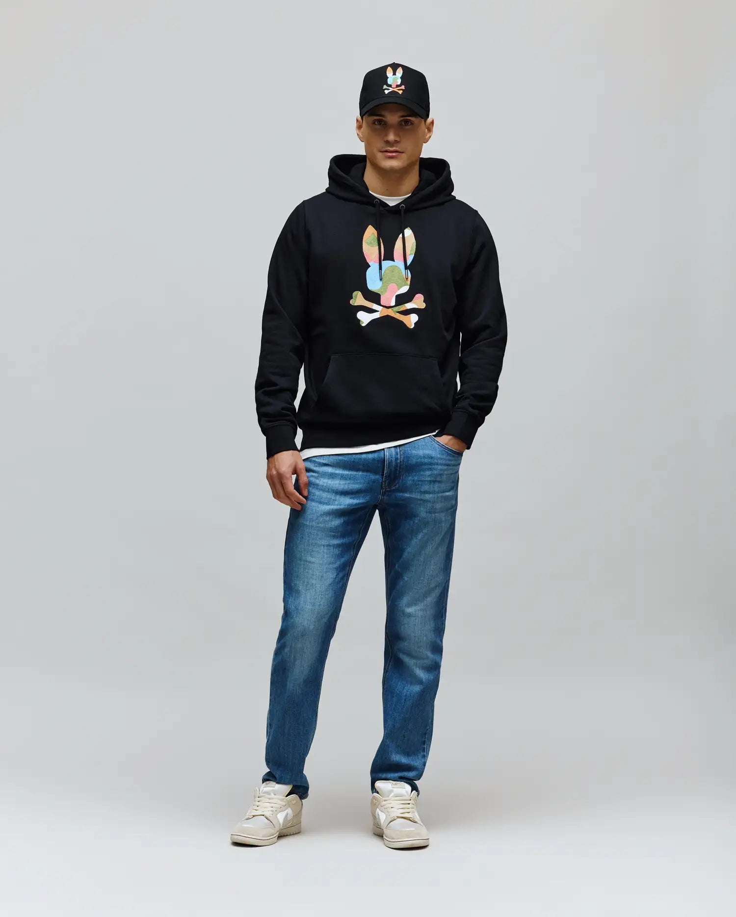 MT0500174-BLK_4.jpg
